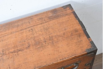 和製アンティーク　前面欅(ケヤキ)材　美しい杢目の帳場箪笥　(R-087136)