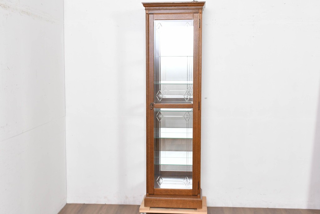 中古　美品　良品　三越家具(現カントリーハウス)　意匠ガラスが素敵なキュリオケース　(R-087139)