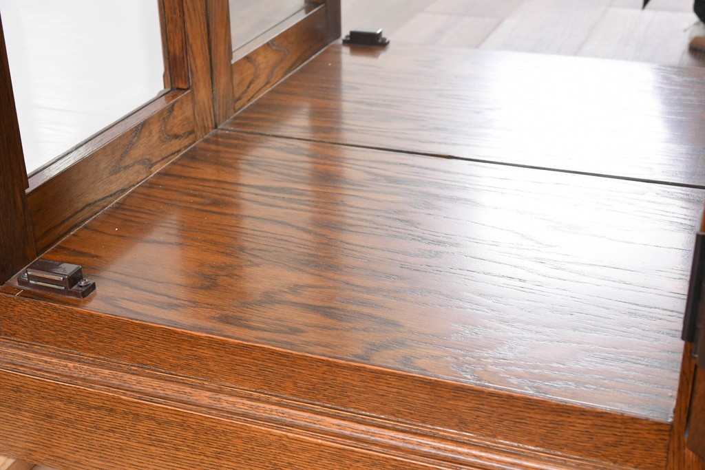 中古　美品　良品　三越家具(現カントリーハウス)　意匠ガラスが素敵なキュリオケース　(R-087139)