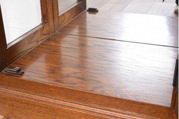 中古　美品　良品　三越家具(現カントリーハウス)　意匠ガラスが素敵なキュリオケース　(R-087139)