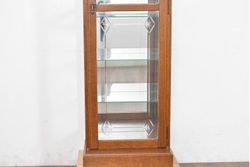 中古　美品　良品　三越家具(現カントリーハウス)　意匠ガラスが素敵なキュリオケース　(R-087139)