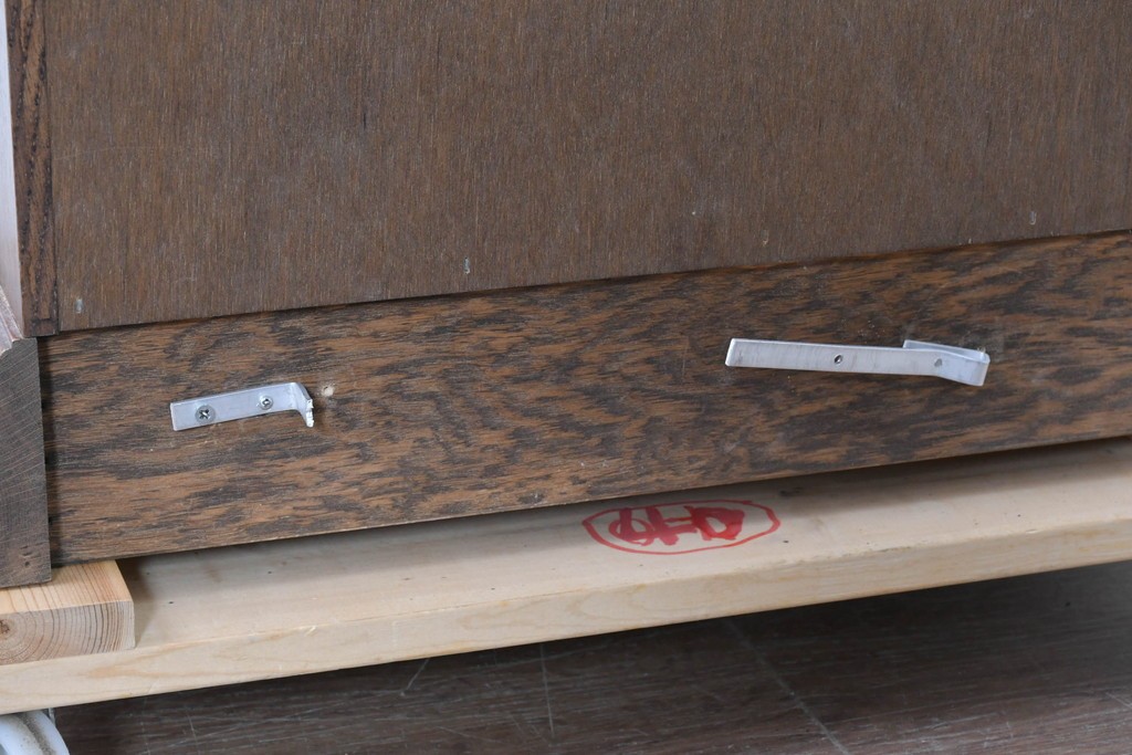 中古　美品　良品　三越家具(現カントリーハウス)　意匠ガラスが素敵なキュリオケース　(R-087139)