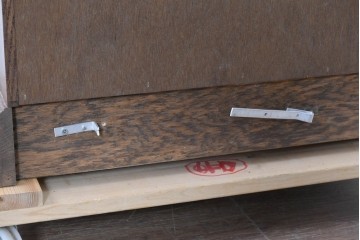 中古　美品　良品　三越家具(現カントリーハウス)　意匠ガラスが素敵なキュリオケース　(R-087139)