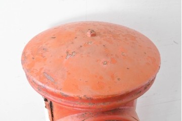 【簡易リペア限定品】　和製ヴィンテージ　当時物　コレクションやオブジェにおすすめ!!　昭和レトロな丸型郵便ポスト　(R-087141)