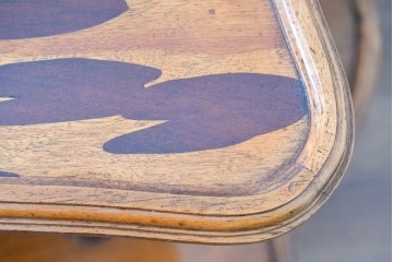 フランスアンティーク　希少!!　エミール・ガレ(Emile Galle)　フルール・ド・ロー(Fleur de l'Eau)　象嵌細工が美しい3段テーブル　(R-087143)