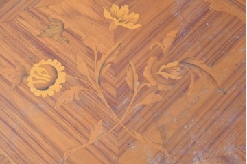 中古　美品　六本木アピス(APIS)取り扱い　イタリア最高級家具　MARCONI ARTE(マルコーニ アルテ)　すらりと伸びる脚が優美なサイドテーブル　定価約28万円　(R-087144)