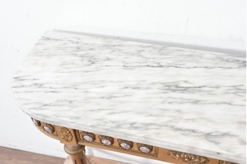 スペインヴィンテージ　高級輸入家具　六本木アピス(APIS)取り扱い　真鍮金具と磁器のメダリオンが華やかなコンソールテーブル　(R-087145)