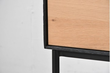 中古　美品　THE CONRAN SHOP(ザ・コンランショップ)取り扱い　希少な廃番品　Ethnicraft(エスニクラフト)　BLACKBIRD(ブラックバード)　テレビボード　定価約50万円　(R-087149)