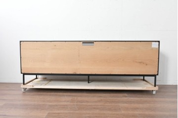 中古　美品　THE CONRAN SHOP(ザ・コンランショップ)取り扱い　希少な廃番品　Ethnicraft(エスニクラフト)　BLACKBIRD(ブラックバード)　テレビボード　定価約50万円　(R-087149)