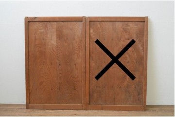 ヴィンテージ建具　昭和中期　マス目格子入りの板戸窓1枚　(R-087185)