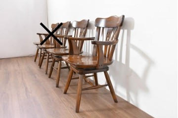 中古　美品　カリモク家具(karimoku)　コロニアルシリーズ　CC1834NK　回転式アームチェア2脚セット　定価(2脚合計)約13万円　(R-087186)