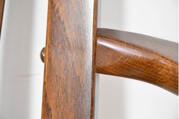 中古　美品　カリモク家具(karimoku)　コロニアルシリーズ　CC1834NK　回転式アームチェア2脚セット　定価(2脚合計)約13万円　(R-087186)