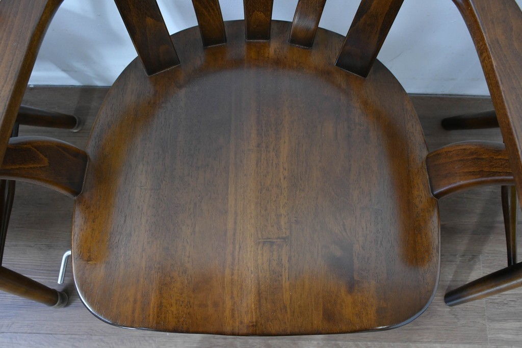 中古　美品　カリモク家具(karimoku)　コロニアルシリーズ　CC1834NK　回転式アームチェア2脚セット　定価(2脚合計)約13万円　(R-087186)