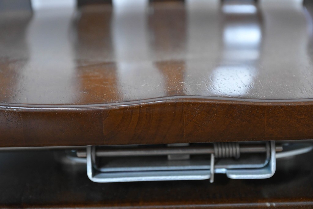 中古　美品　カリモク家具(karimoku)　コロニアルシリーズ　CC1834NK　回転式アームチェア2脚セット　定価(2脚合計)約13万円　(R-087186)