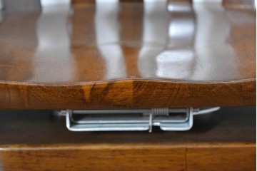 中古　美品　カリモク家具(karimoku)　コロニアルシリーズ　CC1834NK　回転式アームチェア2脚セット　定価(2脚合計)約13万円　(R-087186)