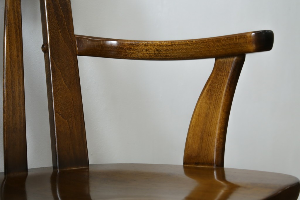 中古　美品　カリモク家具(karimoku)　コロニアルシリーズ　CC1834NK　回転式アームチェア2脚セット　定価(2脚合計)約13万円　(R-087186)