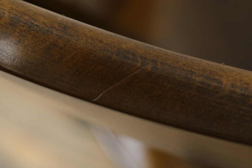 中古　美品　カリモク家具(karimoku)　コロニアルシリーズ　CC1834NK　回転式アームチェア2脚セット　定価(2脚合計)約13万円　(R-087186)