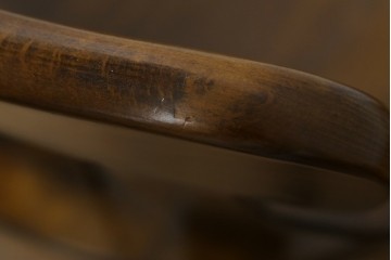 中古　美品　カリモク家具(karimoku)　コロニアルシリーズ　CC1834NK　回転式アームチェア2脚セット　定価(2脚合計)約13万円　(R-087186)