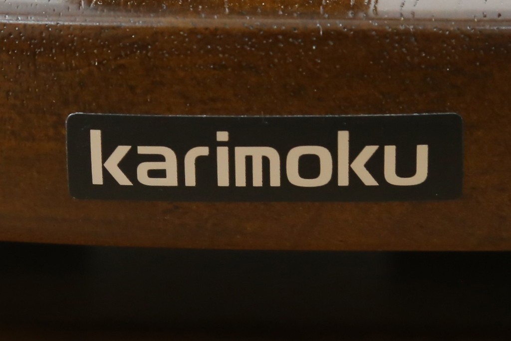 中古　美品　カリモク家具(karimoku)　コロニアルシリーズ　CC1834NK　回転式アームチェア2脚セット　定価(2脚合計)約13万円　(R-087186)