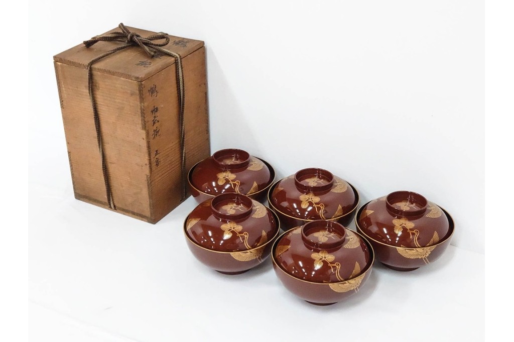 戦前　当時物　木製・輪島塗　蒔絵で描かれた鶴松図が優美なお椀5点セット　共箱付き　(R-087187)