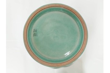 韓国人間文化財(人間国宝)　柳海剛(柳根瀅)作　高麗青磁　高さ約48cm　象嵌草花文が上品な梅瓶　(R-087188)