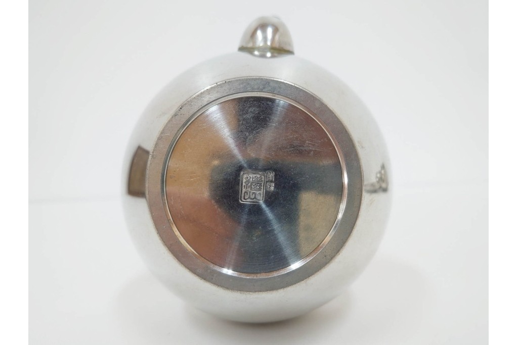 継山　本錫製　急須・茶壺・建水・茶托が揃う茶器セット　共箱付き　(R-087192)