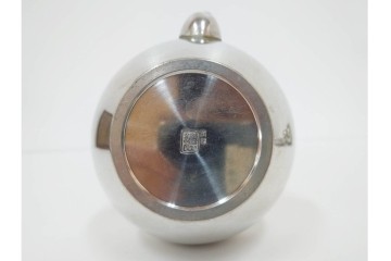 継山　本錫製　急須・茶壺・建水・茶托が揃う茶器セット　共箱付き　(R-087192)