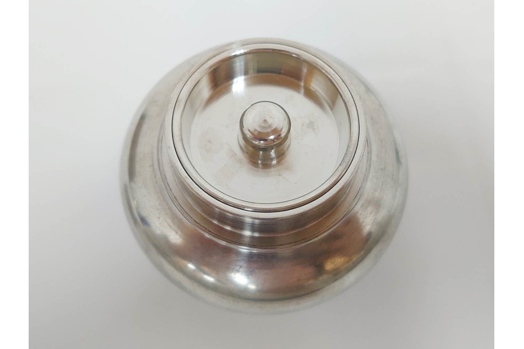 継山　本錫製　急須・茶壺・建水・茶托が揃う茶器セット　共箱付き　(R-087192)