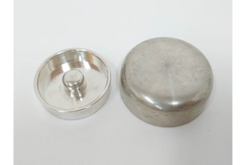 継山　本錫製　急須・茶壺・建水・茶托が揃う茶器セット　共箱付き　(R-087192)