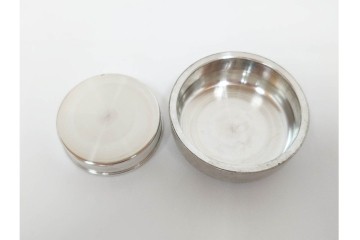 継山　本錫製　急須・茶壺・建水・茶托が揃う茶器セット　共箱付き　(R-087192)