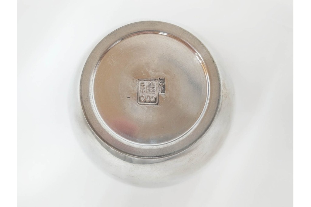 継山　本錫製　急須・茶壺・建水・茶托が揃う茶器セット　共箱付き　(R-087192)