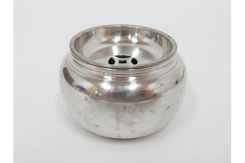 継山　本錫製　急須・茶壺・建水・茶托が揃う茶器セット　共箱付き　(R-087192)