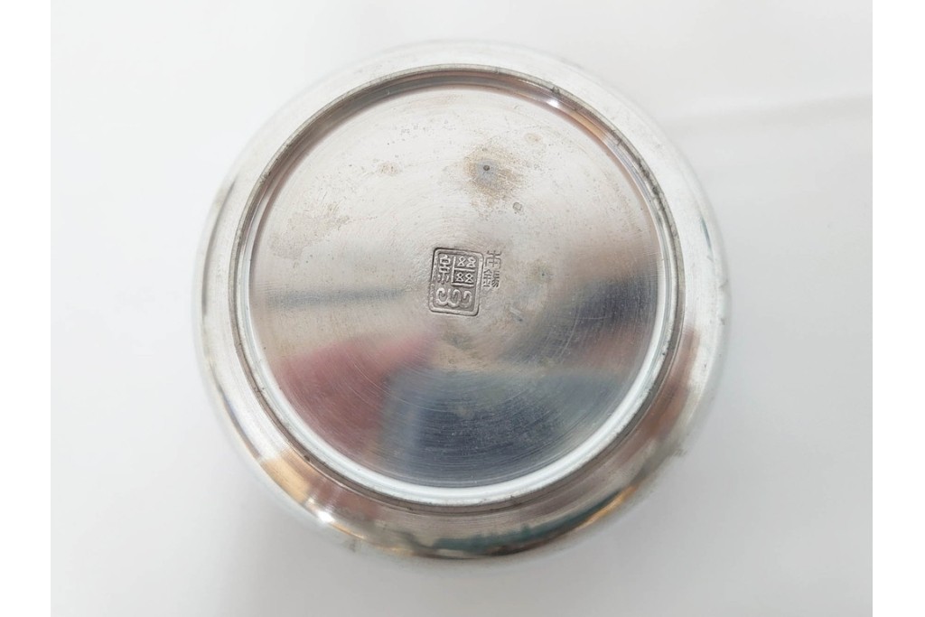 継山　本錫製　急須・茶壺・建水・茶托が揃う茶器セット　共箱付き　(R-087192)