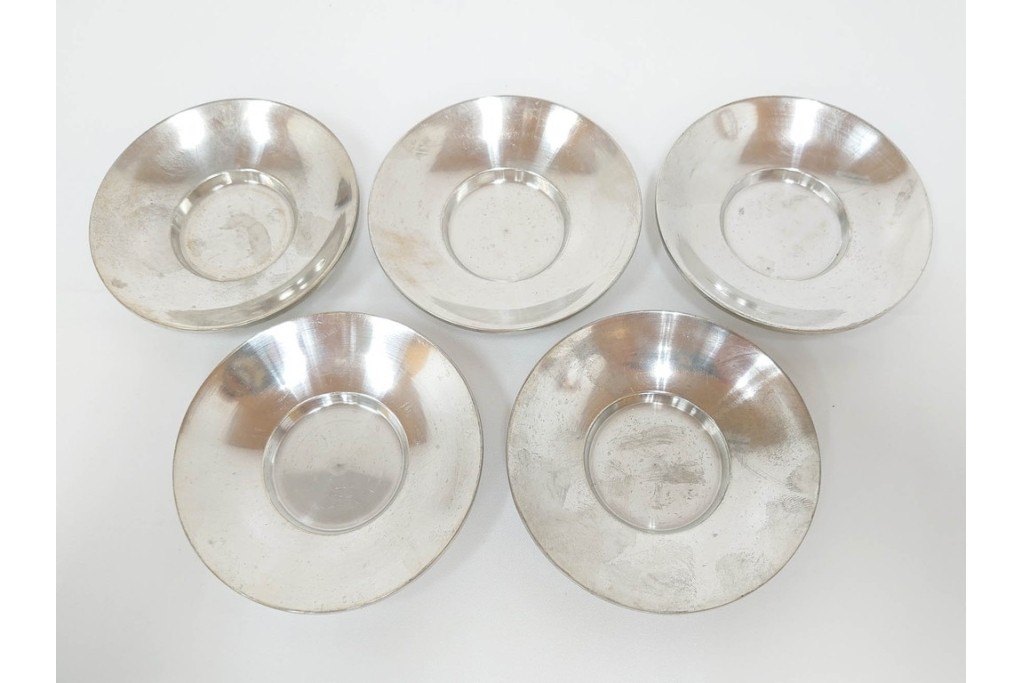 継山　本錫製　急須・茶壺・建水・茶托が揃う茶器セット　共箱付き　(R-087192)