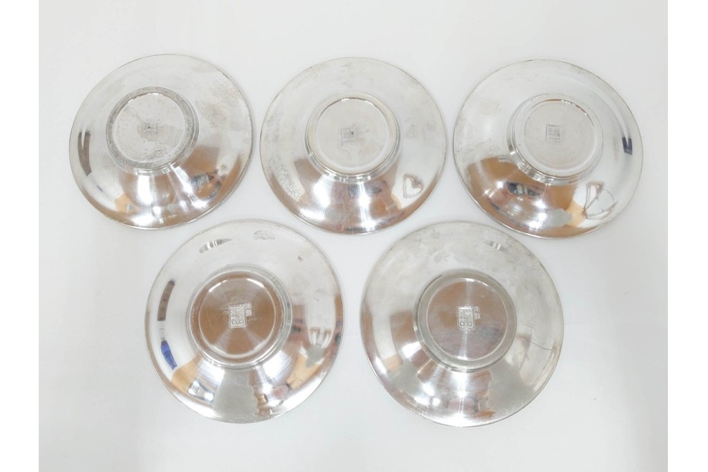 継山　本錫製　急須・茶壺・建水・茶托が揃う茶器セット　共箱付き　(R-087192)