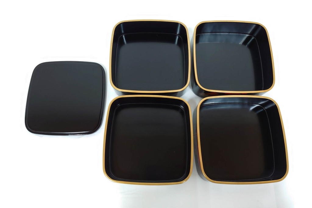 輪島塗　慶塚作　蒔絵　折鶴松竹梅文が上品な屠蘇器七ツ揃　共箱付き　(R-087193)