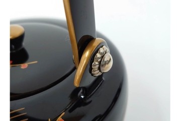 輪島塗　慶塚作　蒔絵　折鶴松竹梅文が上品な屠蘇器七ツ揃　共箱付き　(R-087193)