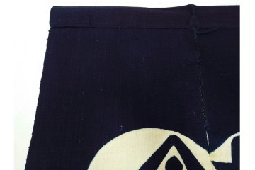 人間国宝　芹沢銈介作　「今ヨリナキニ」　本人作の型絵染のれん　共箱付き　(R-087196)