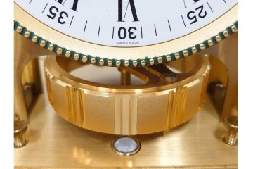 スイス　JAEGER-LECOULTRE(ジャガー・ルクルト)　ATMOS(アトモス)　格調高い佇まいの置時計　(R-087197)