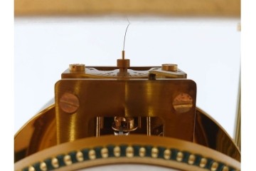 スイス　JAEGER-LECOULTRE(ジャガー・ルクルト)　ATMOS(アトモス)　格調高い佇まいの置時計　(R-087197)