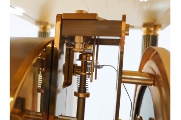 スイス　JAEGER-LECOULTRE(ジャガー・ルクルト)　ATMOS(アトモス)　格調高い佇まいの置時計　(R-087197)