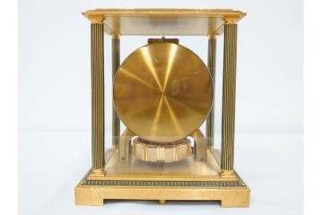 スイス　JAEGER-LECOULTRE(ジャガー・ルクルト)　ATMOS(アトモス)　格調高い佇まいの置時計　(R-087197)