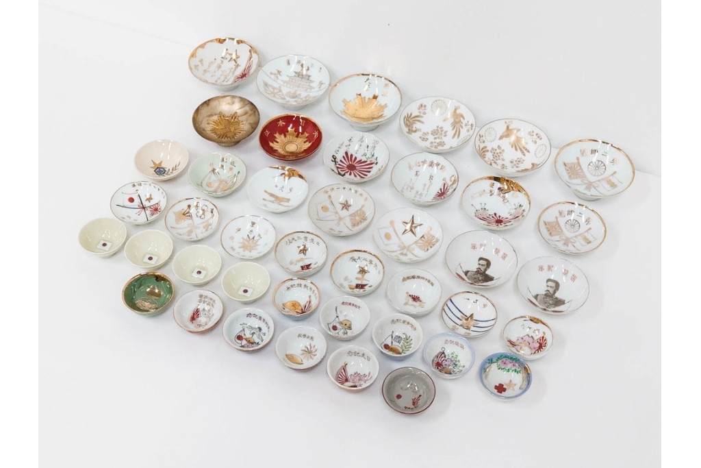 旧日本軍(陸軍・海軍)　征露凱旋記念・満州派遣凱旋記念・志那事変記念を含む軍盃42点セット　(R-087198)