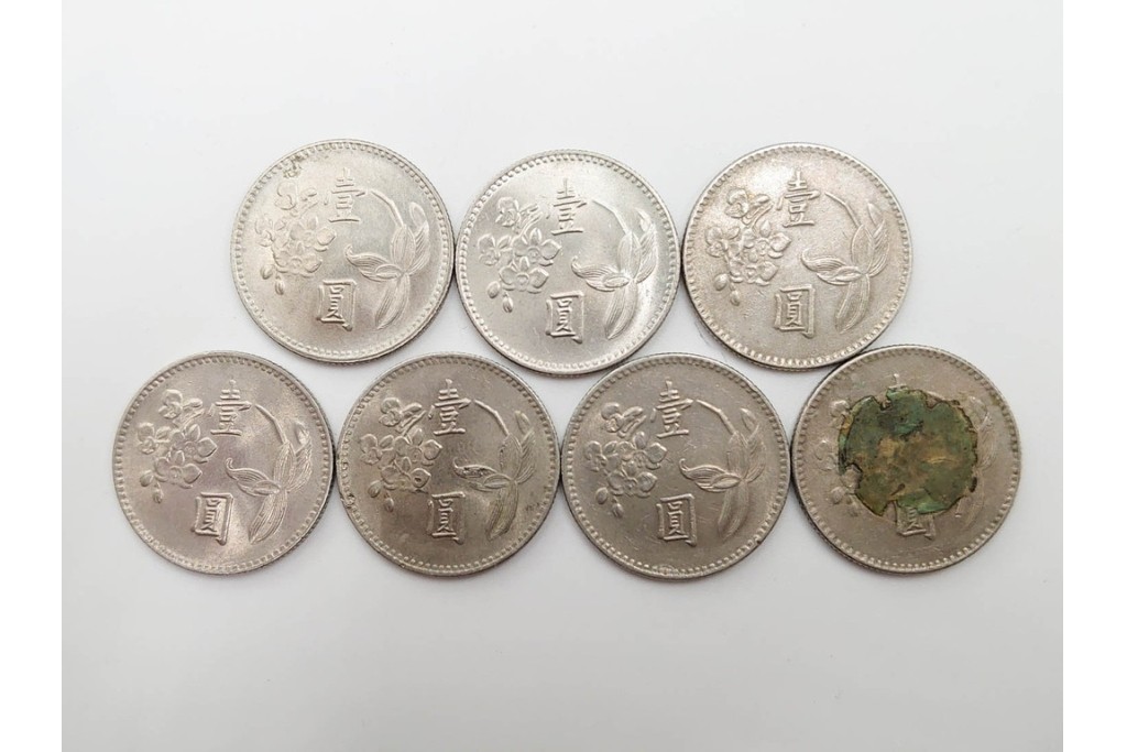 中国・韓国・満州　袁世凱(えんせいがい)の硬貨などを含む古銭74点セット　(R-087199)