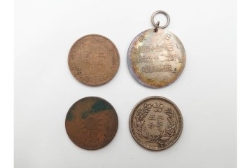 中国・韓国・満州　袁世凱(えんせいがい)の硬貨などを含む古銭74点セット　(R-087199)