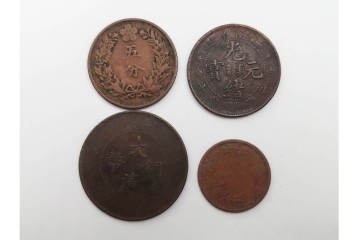 中国・韓国・満州　袁世凱(えんせいがい)の硬貨などを含む古銭74点セット　(R-087199)