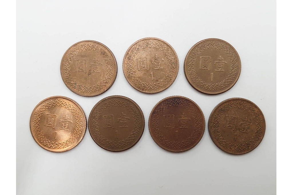 中国・韓国・満州　袁世凱(えんせいがい)の硬貨などを含む古銭74点セット　(R-087199)