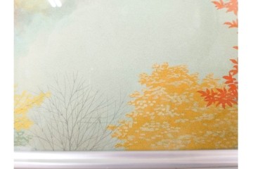 真作　中村宗弘作　日本画　「秋湖」　湖面に映る紅葉が美しい絵画　外箱付き　(R-087209)