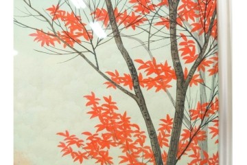 真作　中村宗弘作　日本画　「秋湖」　湖面に映る紅葉が美しい絵画　外箱付き　(R-087209)