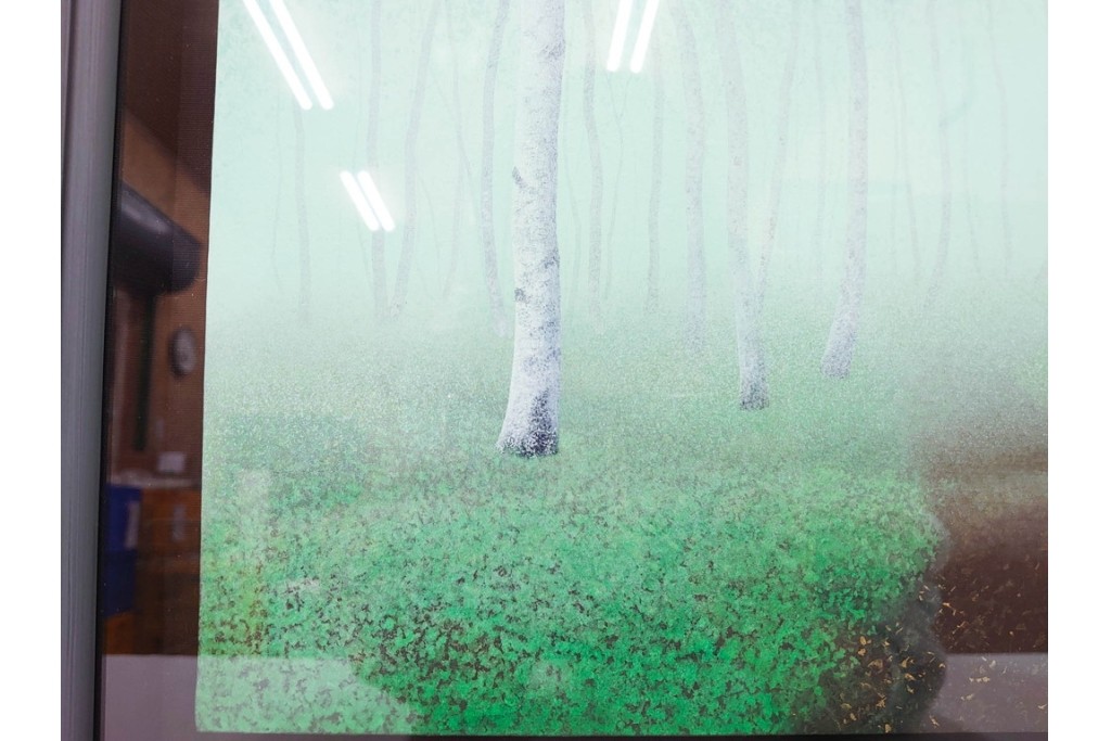 真作　佐々木裕而作　日本画　F6号　「翠靄」　幻想的な白樺林が描かれた絵画　外箱付き　(R-087210)